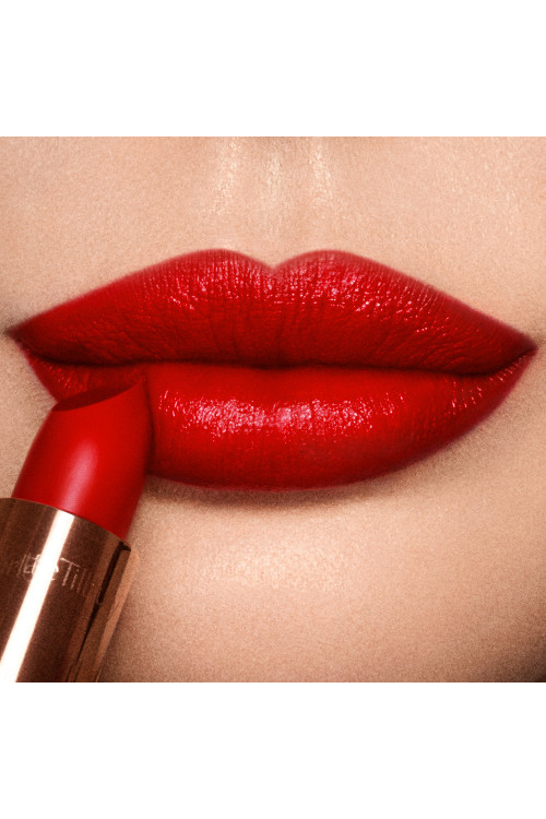 Помада Charlotte Tilbury K.I.S.S.I.N.G SO RED 10 g