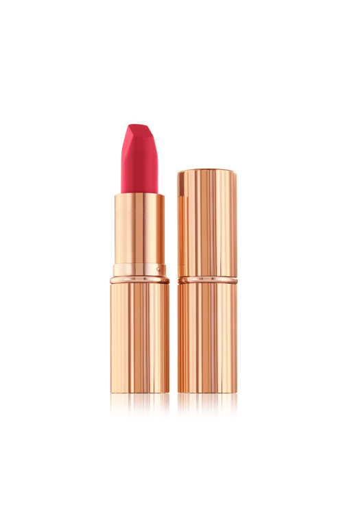 Помада Charlotte Tilbury Matte Revolution Lipstick в оттенке LOST CHERRY 3.5g