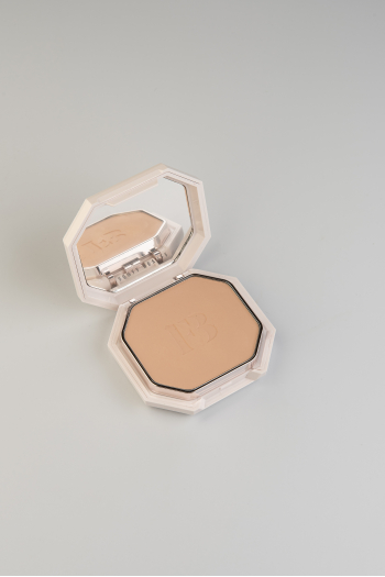 Пудра Fenty Beauty Pro Filt'r Soft Matte Powder Foundation 145