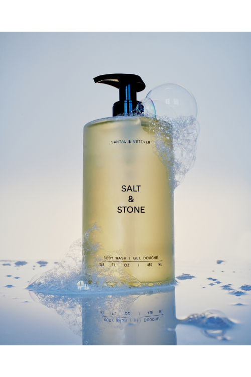 Антиоксидантный гель для душа с ароматом сандалового дерева и ветивера SALT & STONE, 450 ml